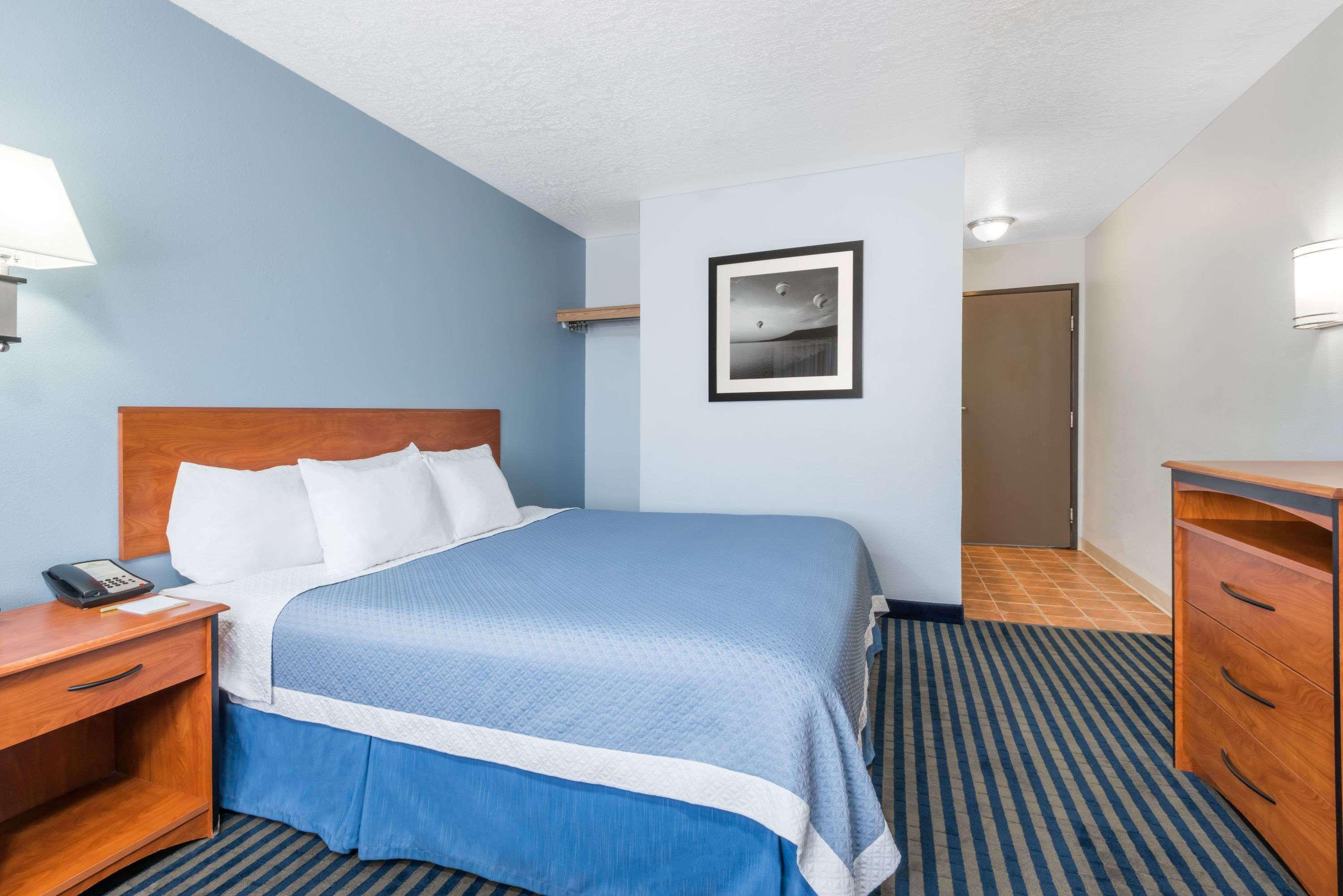 Days Inn By Wyndham Las Vegas Extérieur photo